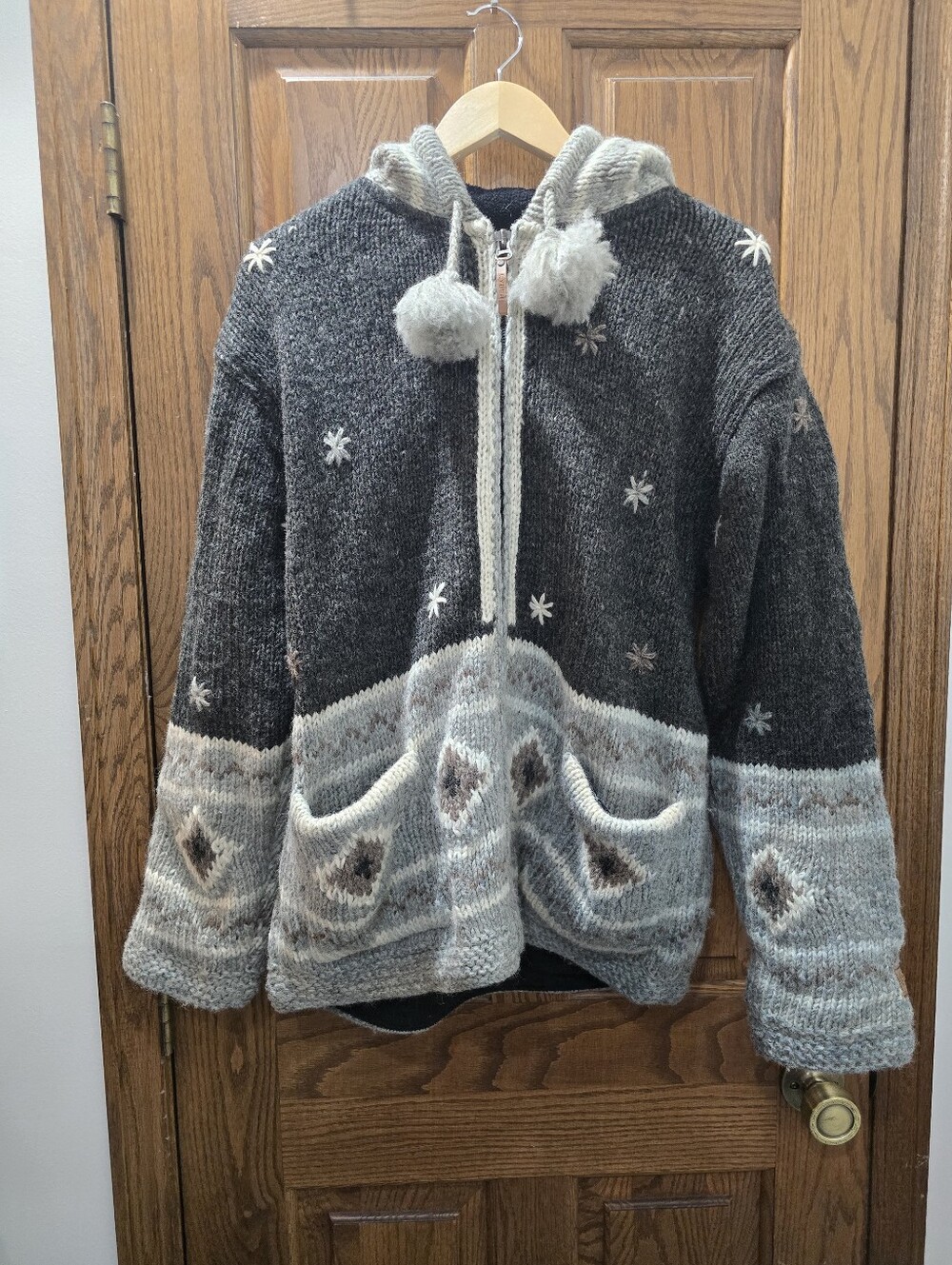 Kyber Outerwear Wool Hooded Sweater Jacket Gray Fair Isle Nepal Cozy Heavy Warm